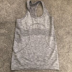 Lululemon Tank Top size 6